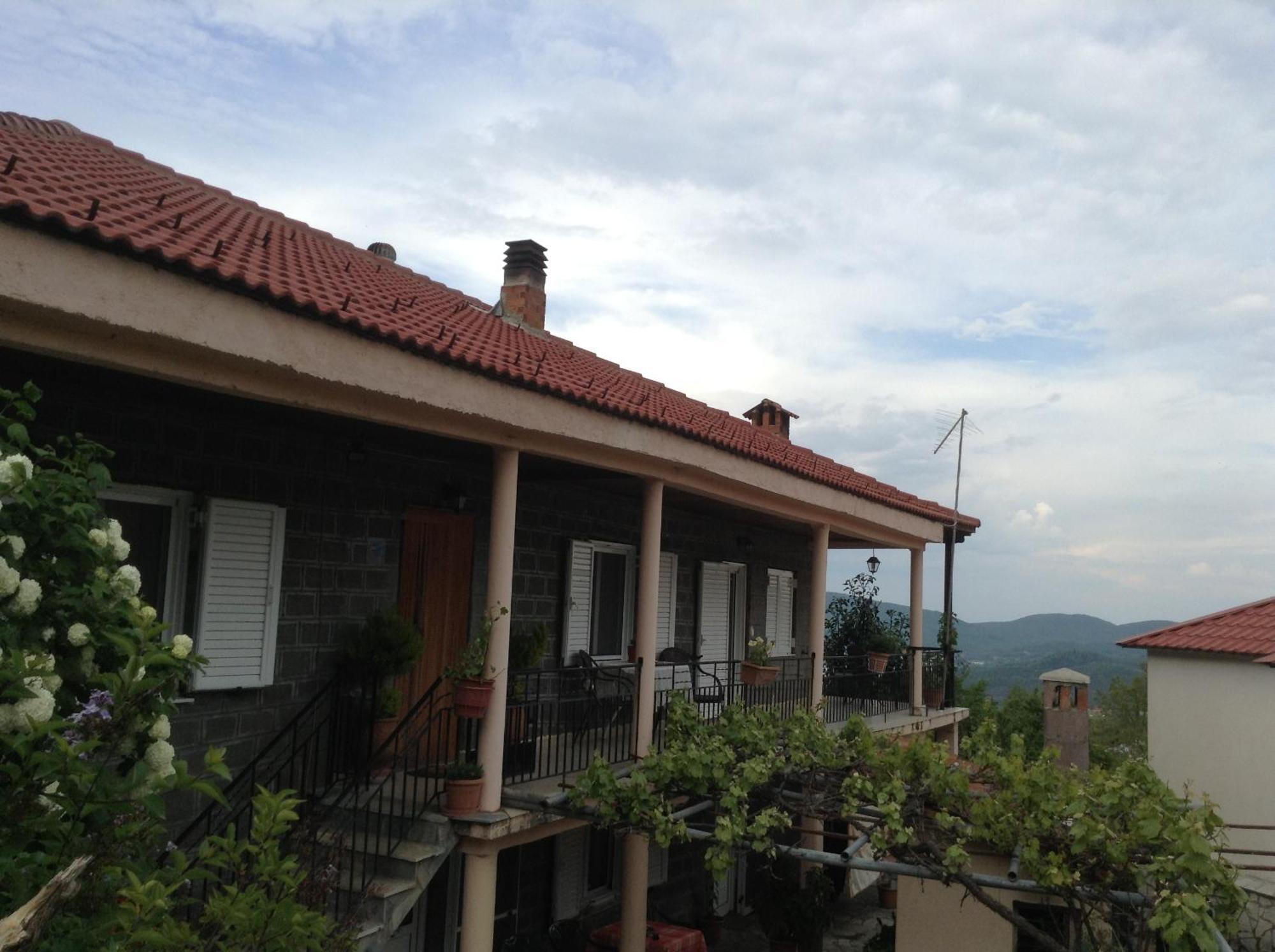 Guesthouse Lamprini ネオコリ エクステリア 写真