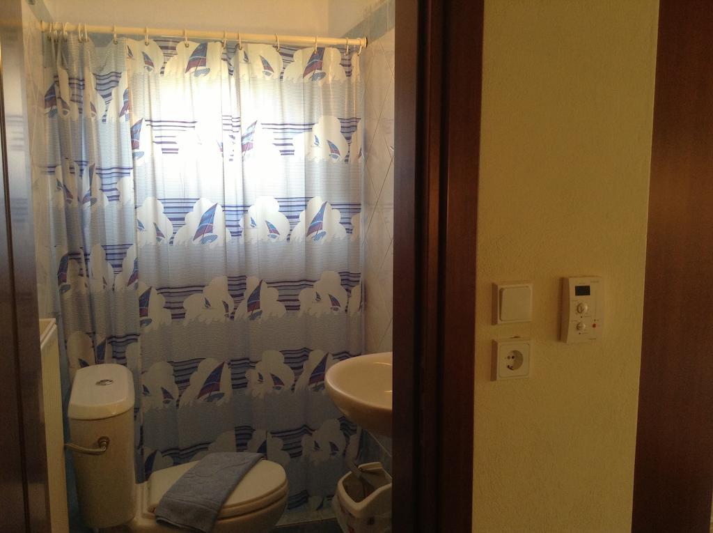 Guesthouse Lamprini ネオコリ エクステリア 写真